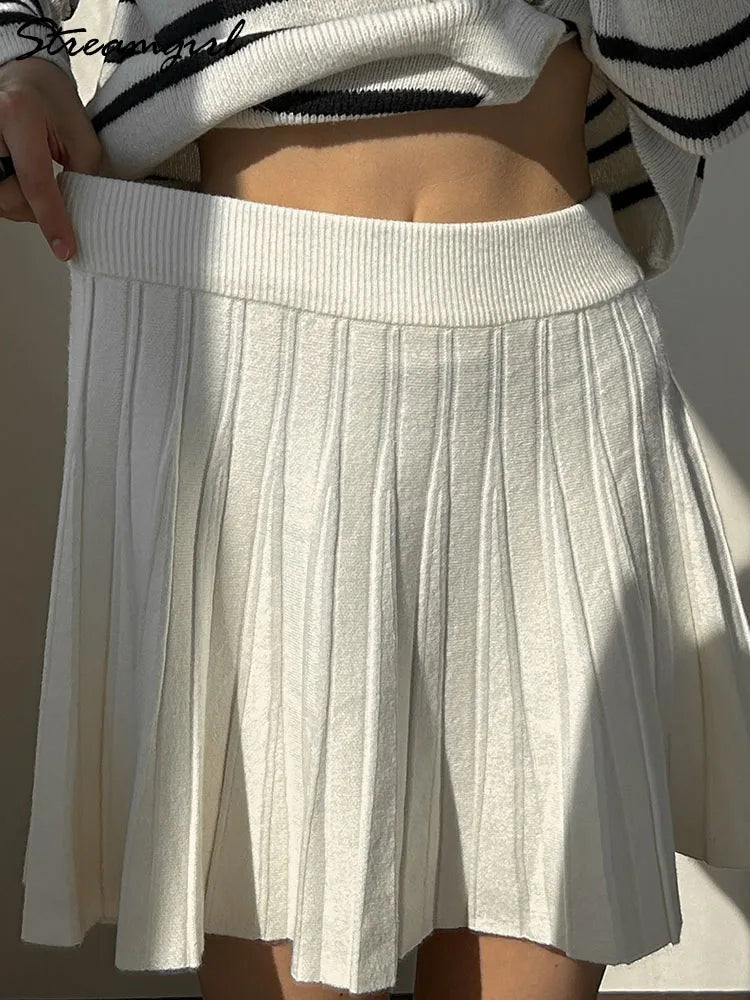 Knit Black Mini Pleated Skirts For Women A Line Winter Short Skirt