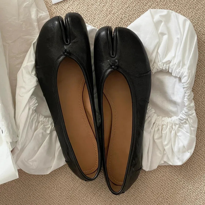 Fashion Soft Leather Split Toe Women Tabi Ballet Flats Spring Autumn Comfortable Walking Lazy Loafers Casual Girls Dance Shoes