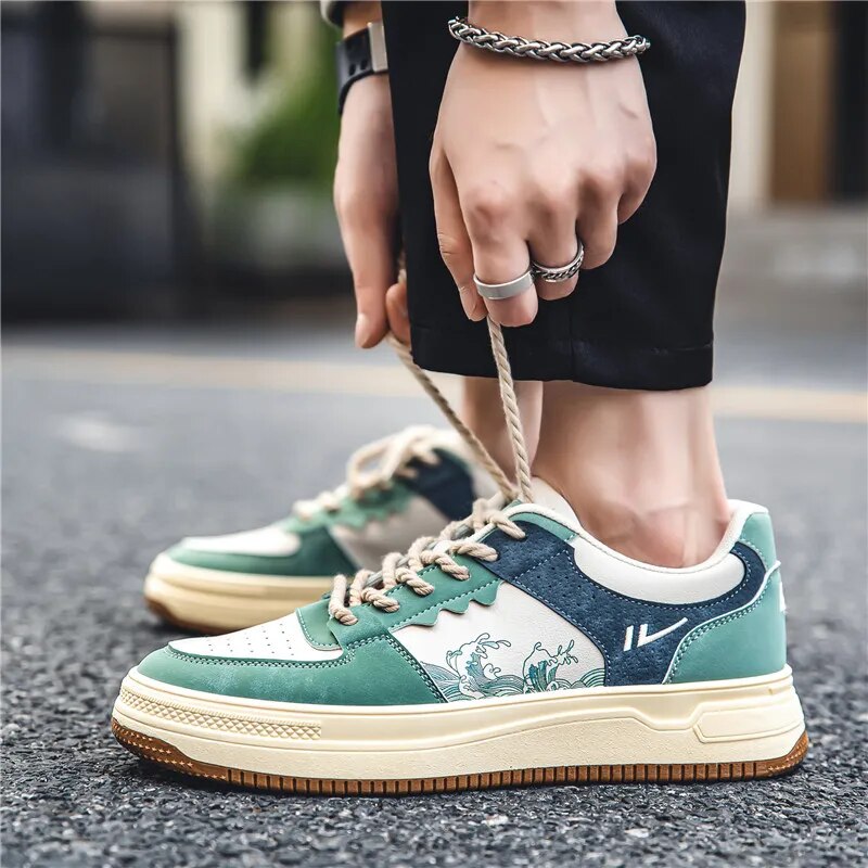 Men Skateboarding Shoes Canvas Comfortable Vulcanized Shoes All-match