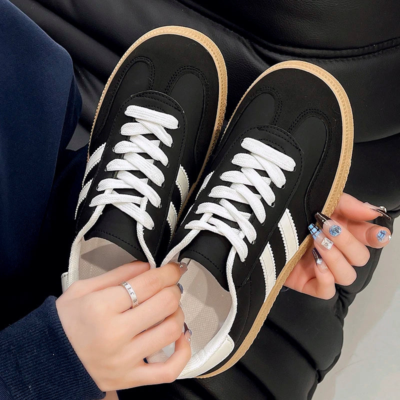 Shoes Woman 2025 Trend Casual Sneakers Comfortable Lace Up Flats