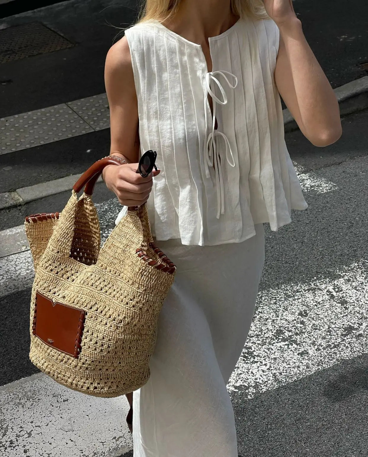 Fashion Bow Lace Up Shirts Women Cotton Linen Hollow Out Sleeveless