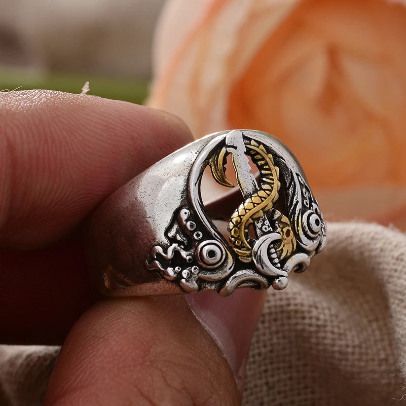 Vintage LOL Bill Givott Game Design Thai Silver Men`s Ring Hand