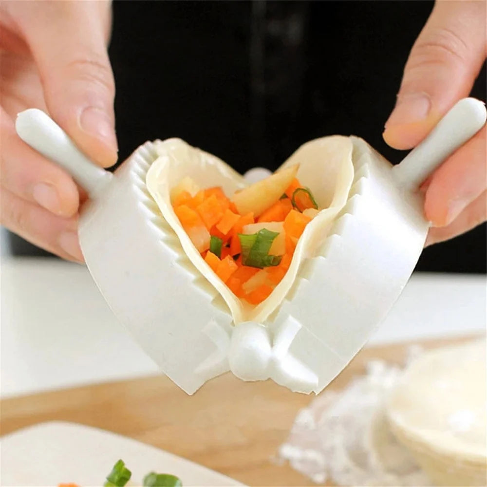 3PCS 7CM/8CM/10CM Kitchen Dumpling Molds Plastic Dough Press Dumpling