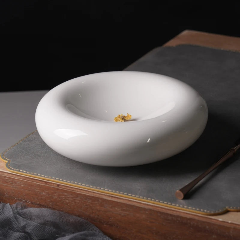 Creative Circular Ceramic Plate with Double Layer Insulation Western