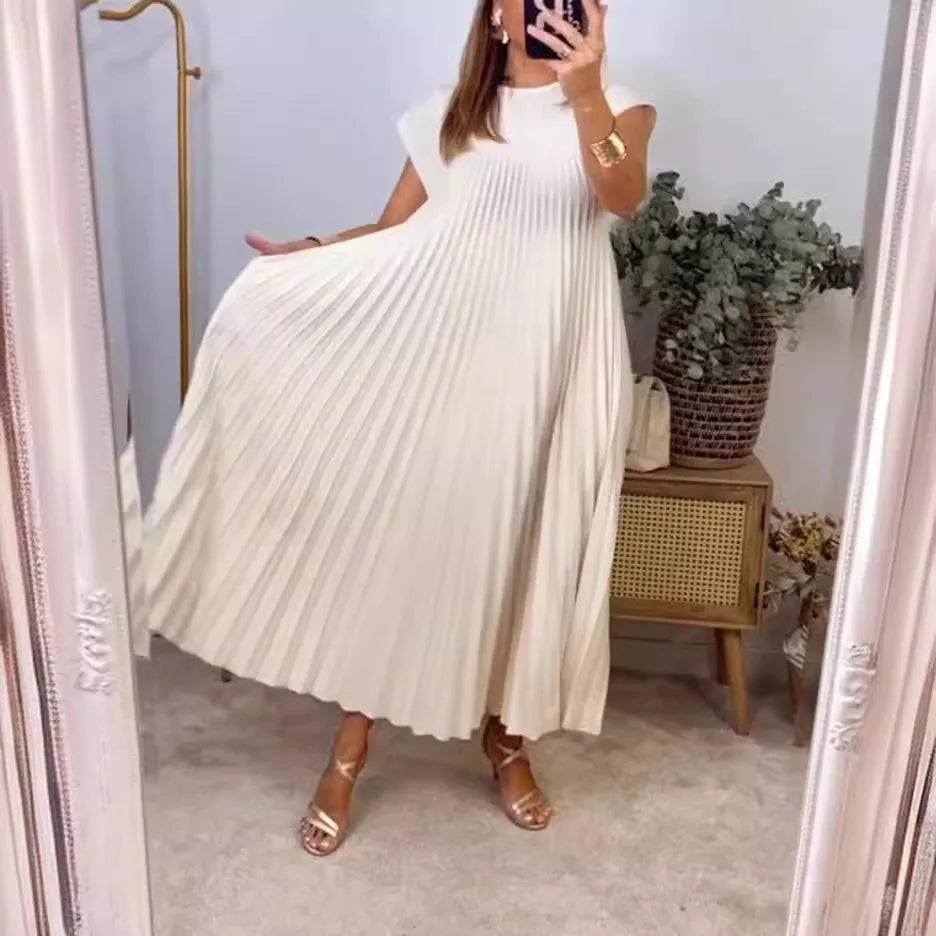Spring And Summer New Fashionable Women's Round Neck Pleated Maxi