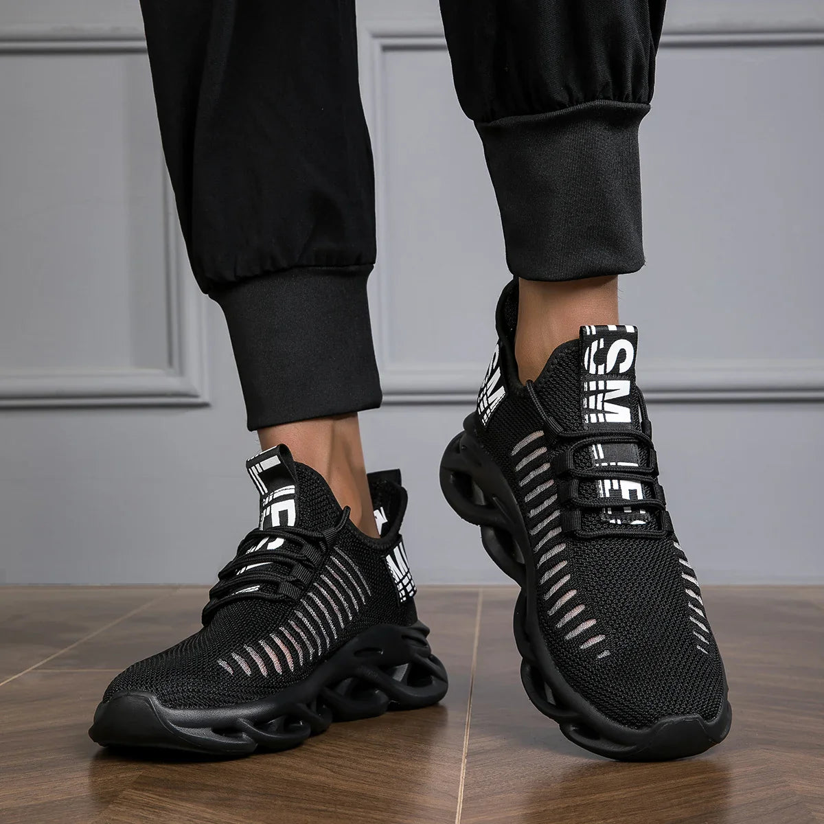 New Men's Shoes Fashion Soled Sneakers Casual Vulcanized Men Sports
