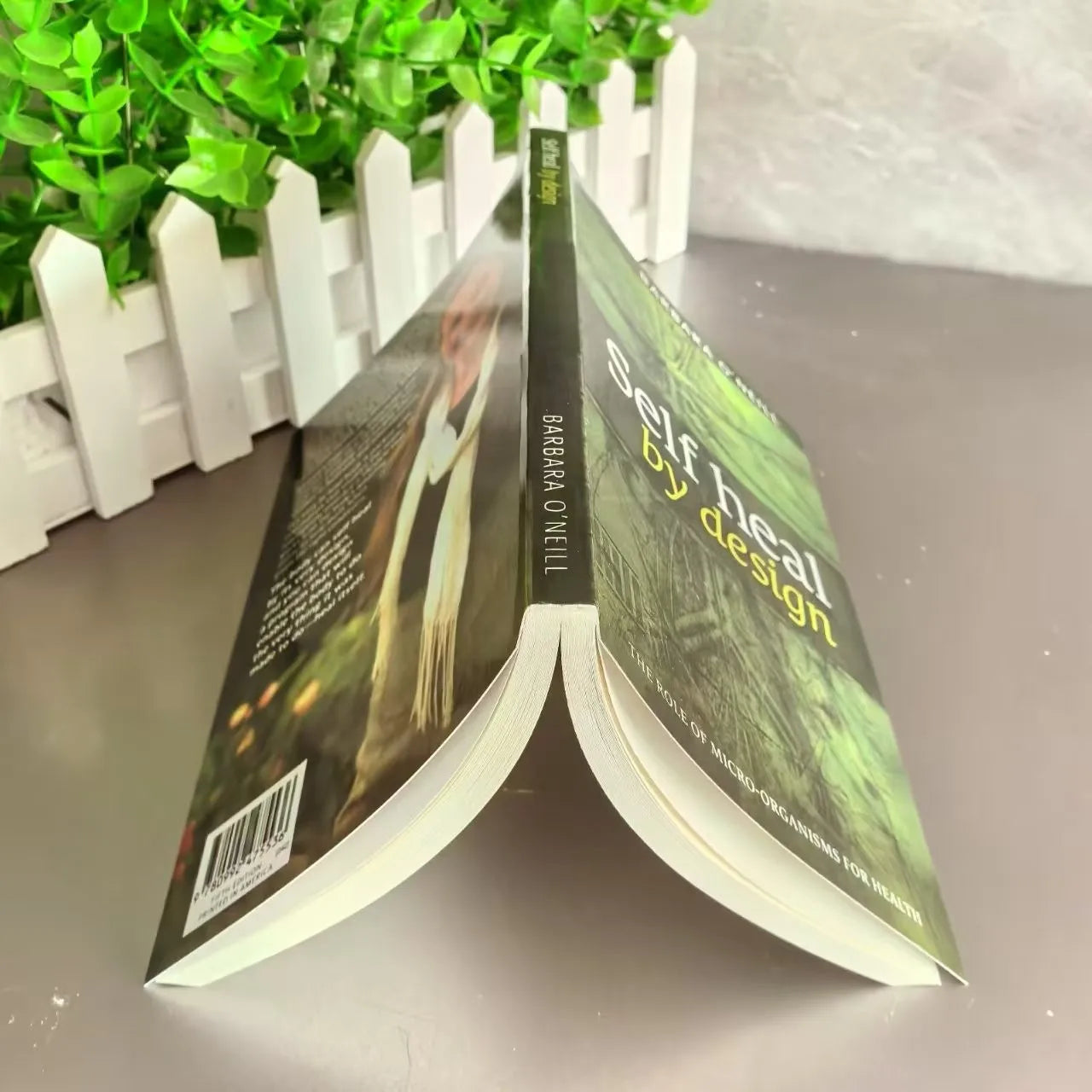 1pcs Self Heal by Design: the Role of Micro-Organisms in Health by