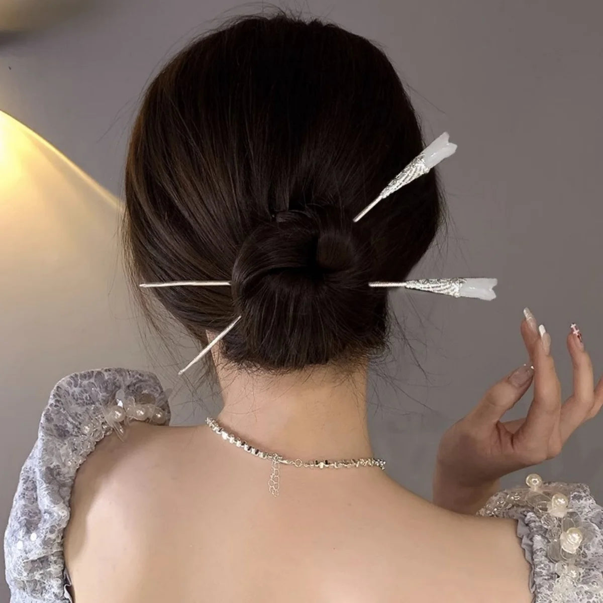 Elegant Chinese Style Hair Accessory Romantic Enameled Flower Tassel
