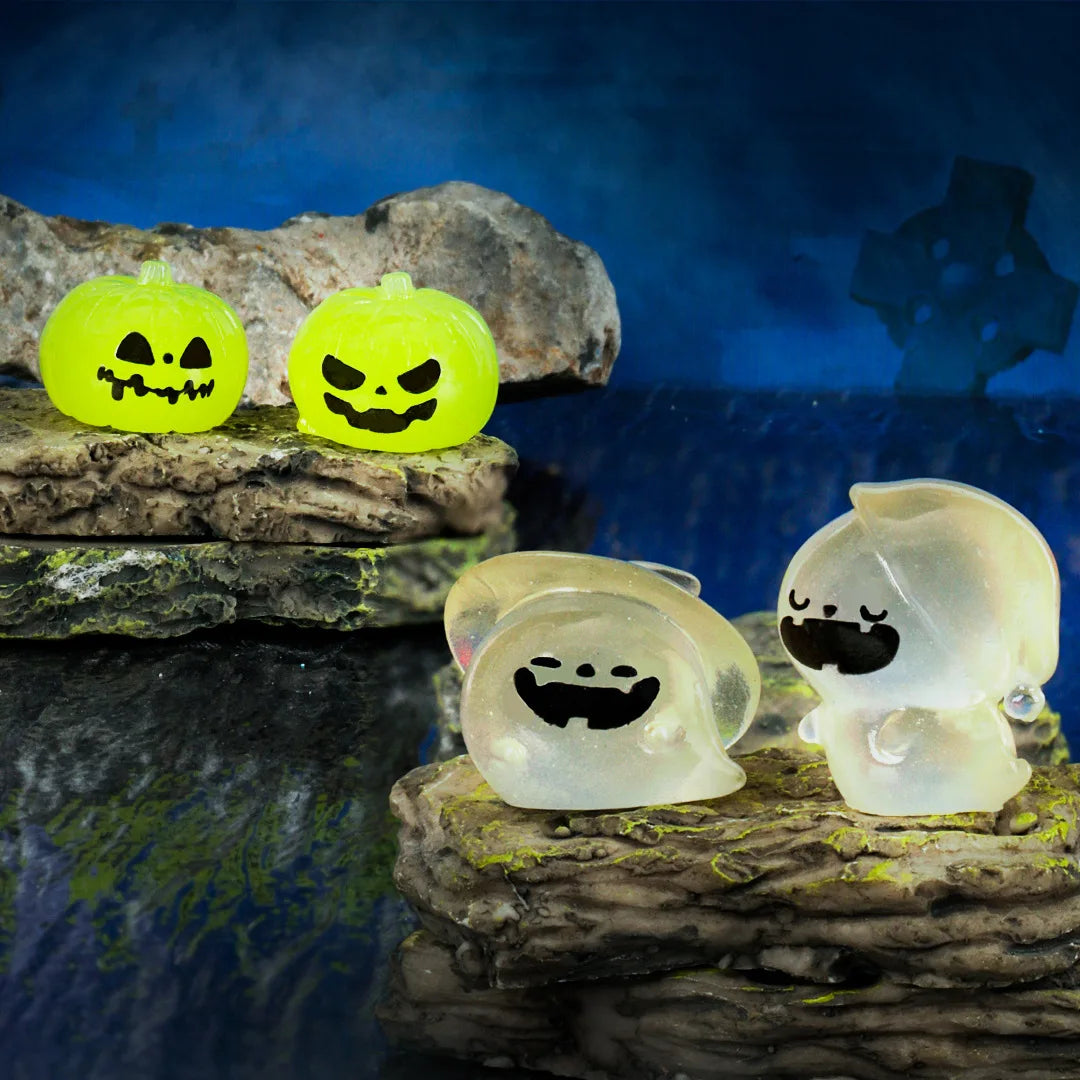 12pcs Mini Luminous Figure Mini Cat Ghost Pumpkin Bat Skull Candle Glow in Dark Micro Landscape Miniatures for Holiday Halloween