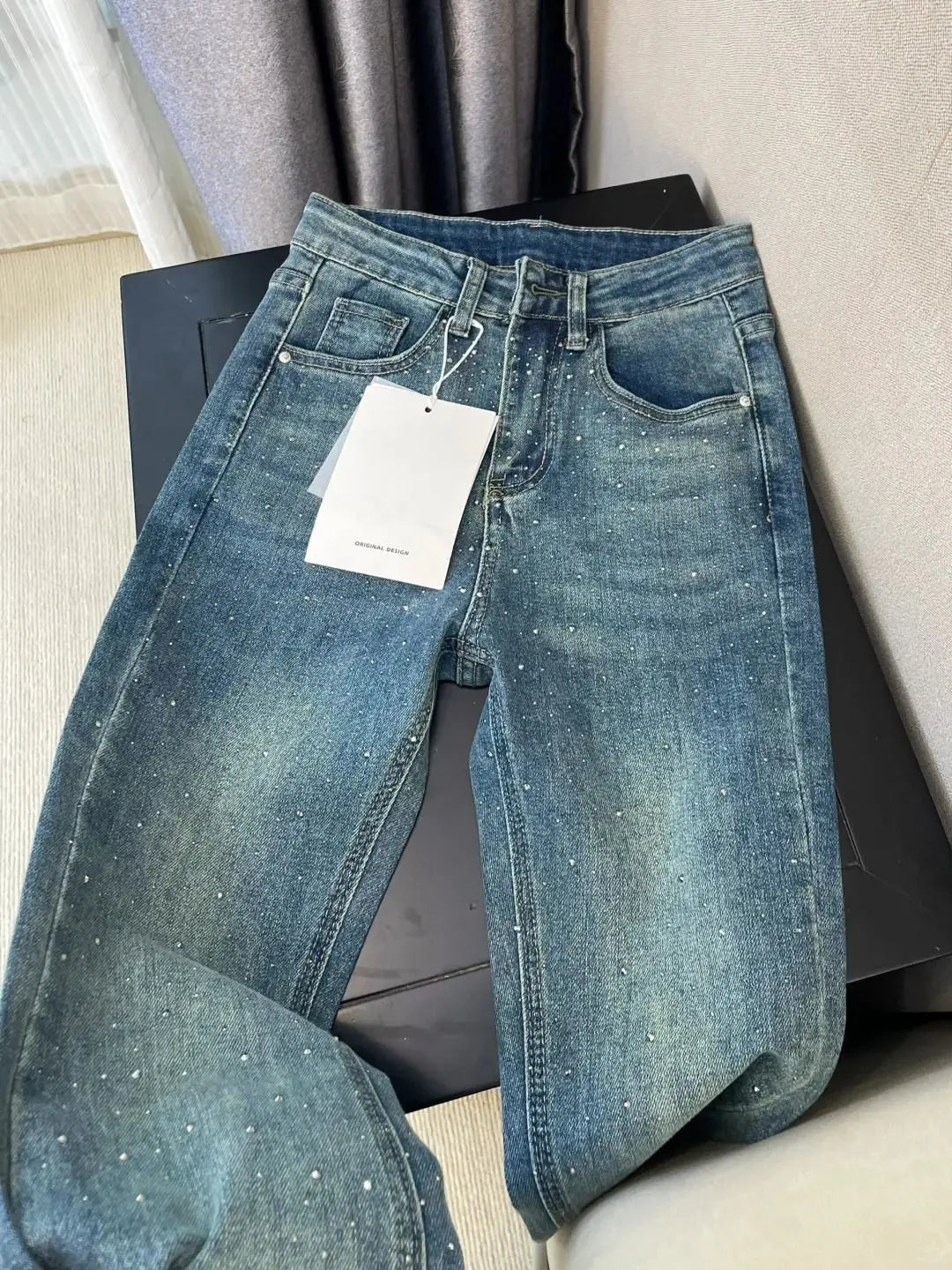 Retro Washed Diamond-encrusted Jeans Women's Spring Design Sense