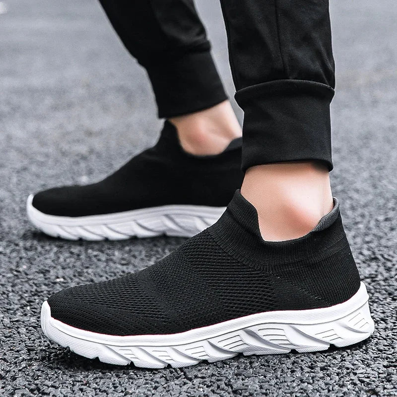 Breathable Men Casual Shoes Lightweight Male Vulcanized Shoes Outdoor