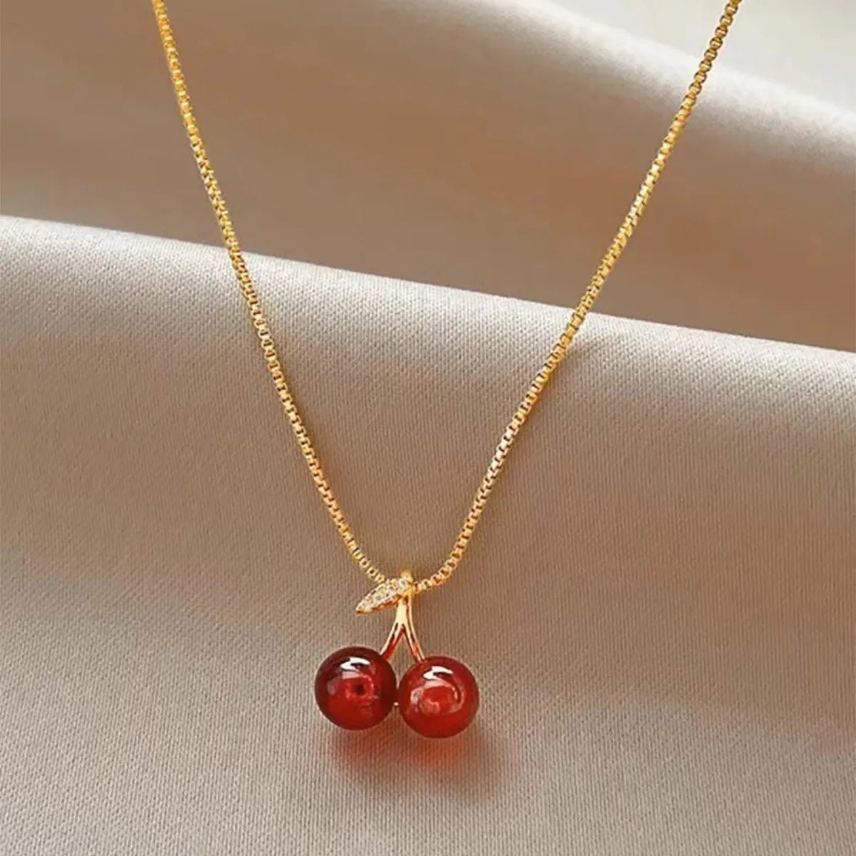 Little Wine Red Cherry Pendant Necklaces For Women Fashion Personality