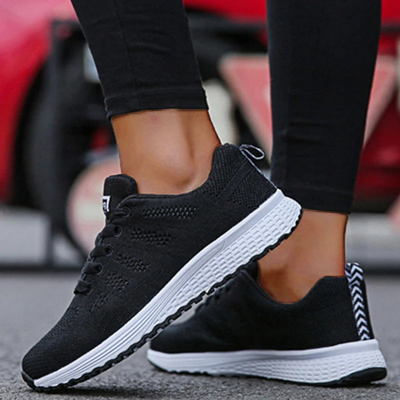 2025 New Fashion Breathable Women's Sneakers Flat Walking Woman