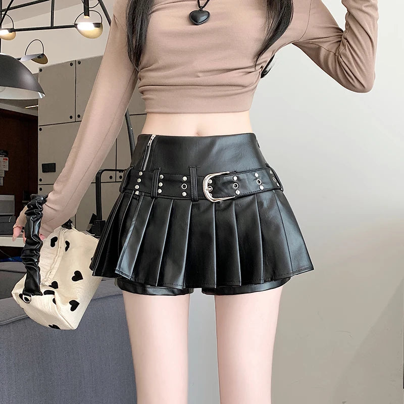 Women's Black Gothic A-line Pleated Leather Skirt Y2k Mini Shorts