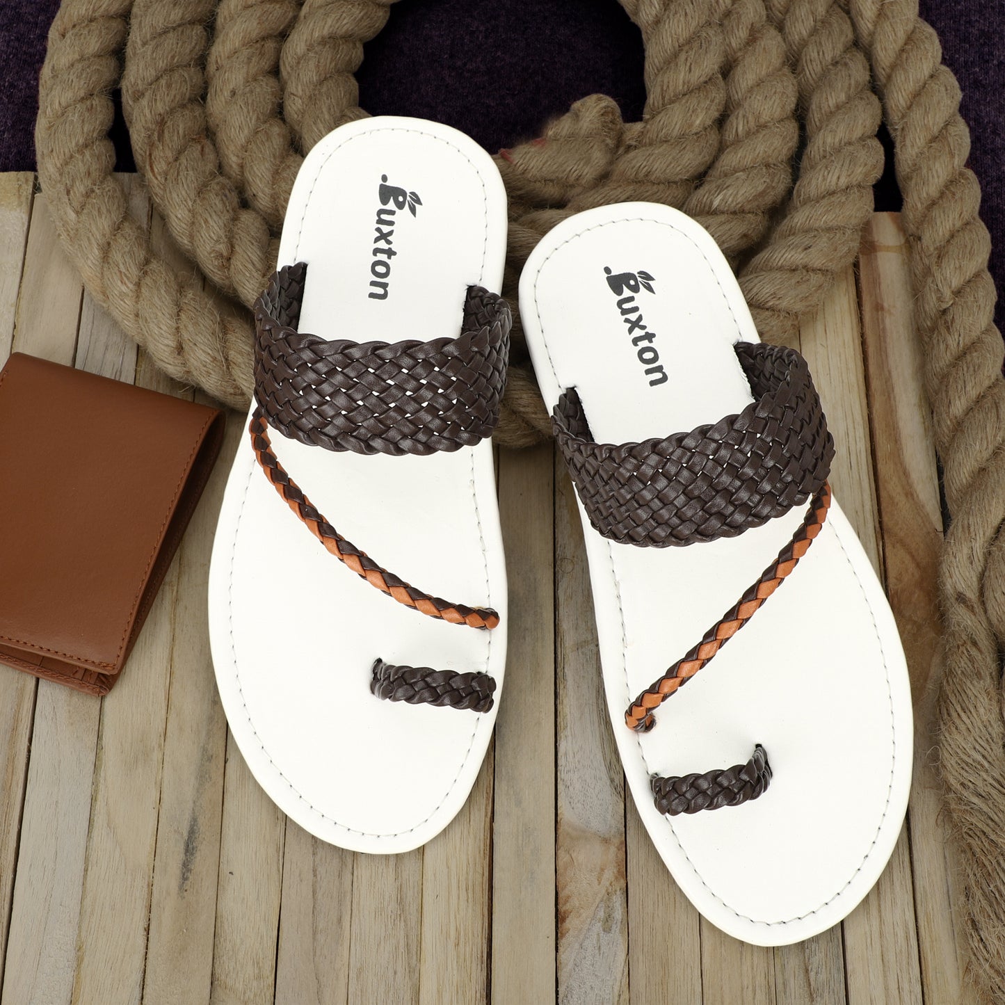 Buxton Slippers White & Brown