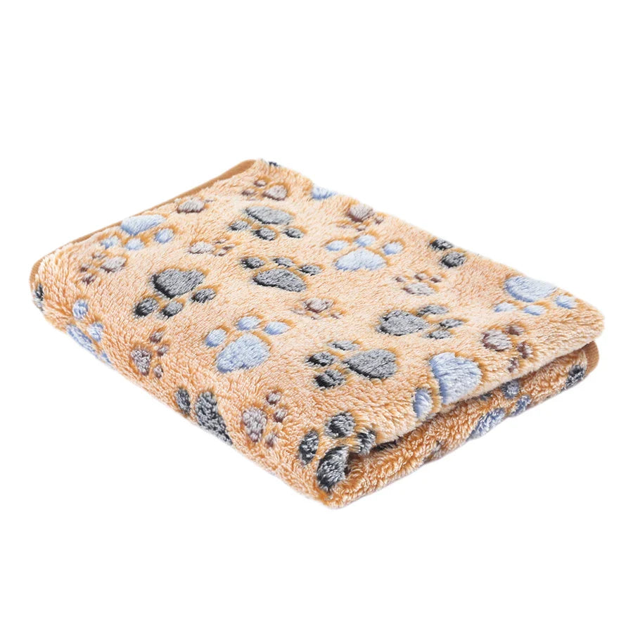 Soft Fluffy High Quality Pet Blanket Flannel Dog Sleeping Blanket Paw Print Pattern Pet Mat Warm Comfortable Blanket for Cat Dog