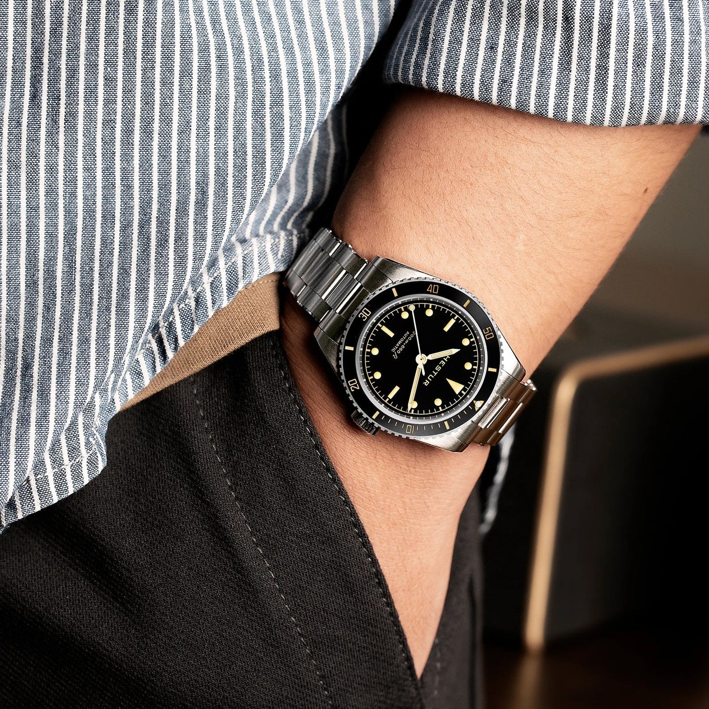 Hestur Automatic Mechanical Watch NH35 Vintage Sports Movement Watch For Men 20bar Waterproof Luminous Men's Diver Watch Luxury