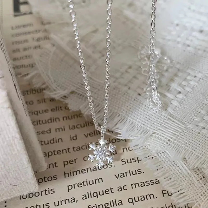 Delicate Temperament 925 Sterling Silver Snowflake Pendant Necklace for Women Collarbone Chain Fashion Jewelry Girlfriend's Gift