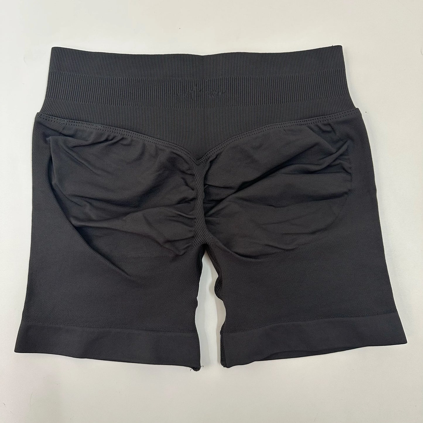 No Logo Yoga Shorts Low Ribbed Waist Band Yoga Shorts Seamless Scrunch Bum Workout Gym Shorts Booty Hight Stretch Running Shorts