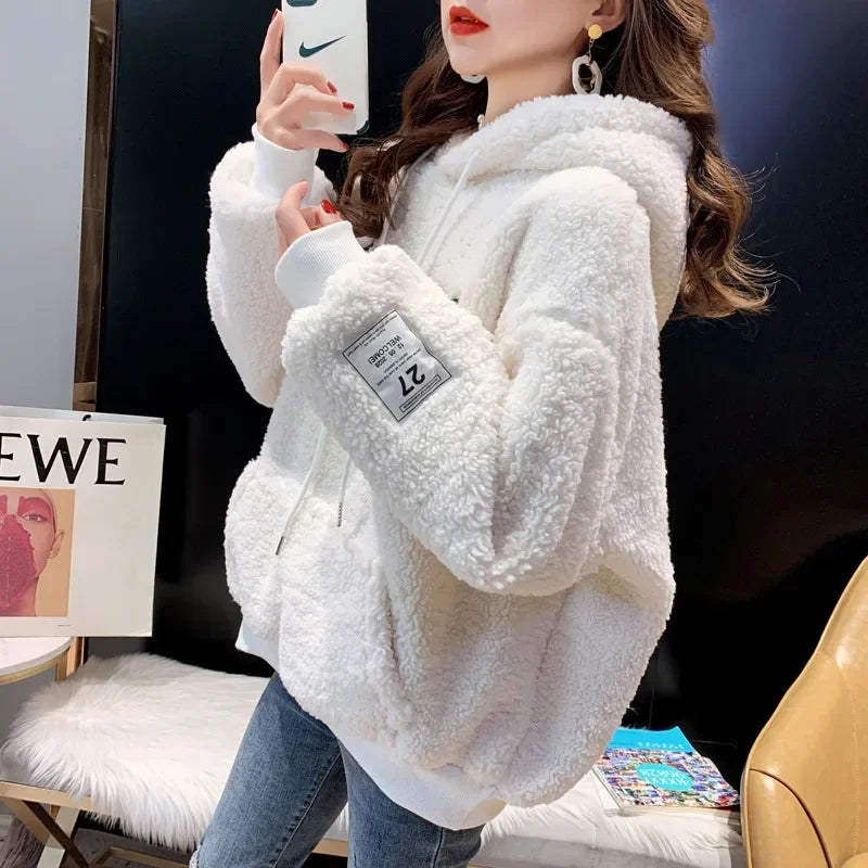 2025 New Women's Hooded Sweatshirt Lamb Velvet Embroidered Letter Korean Version Loose Fit Cross-Border Design Sense