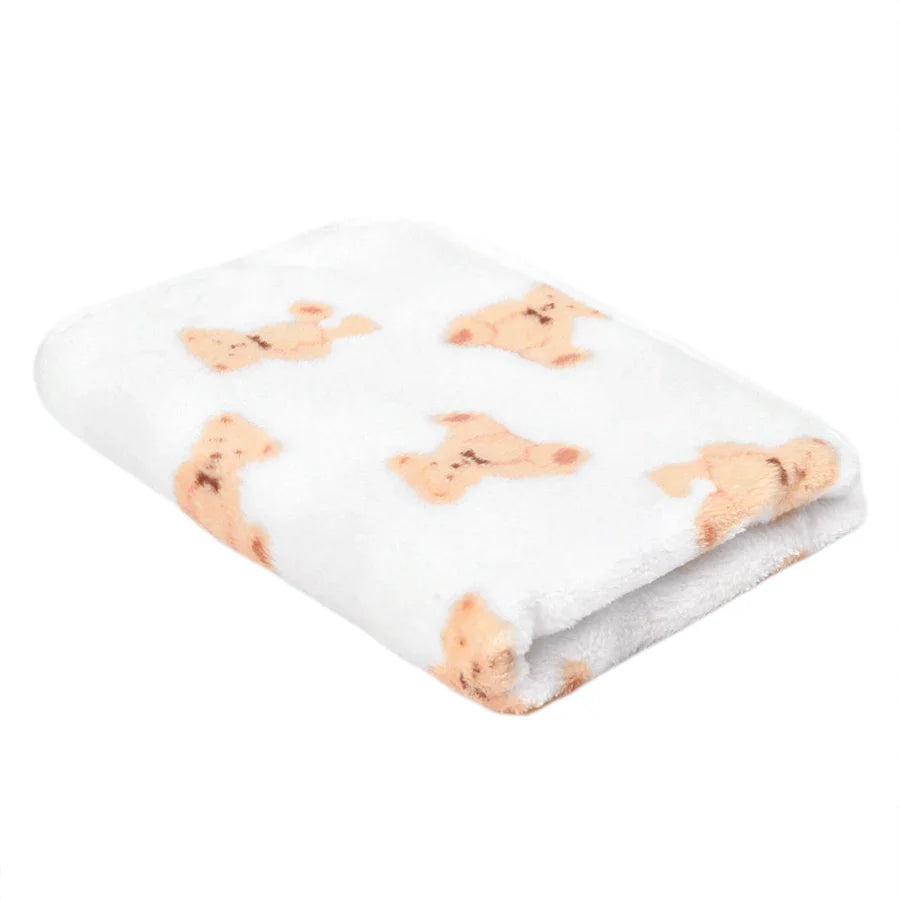 Soft Fluffy High Quality Pet Blanket Flannel Dog Sleeping Blanket Paw Print Pattern Pet Mat Warm Comfortable Blanket for Cat Dog