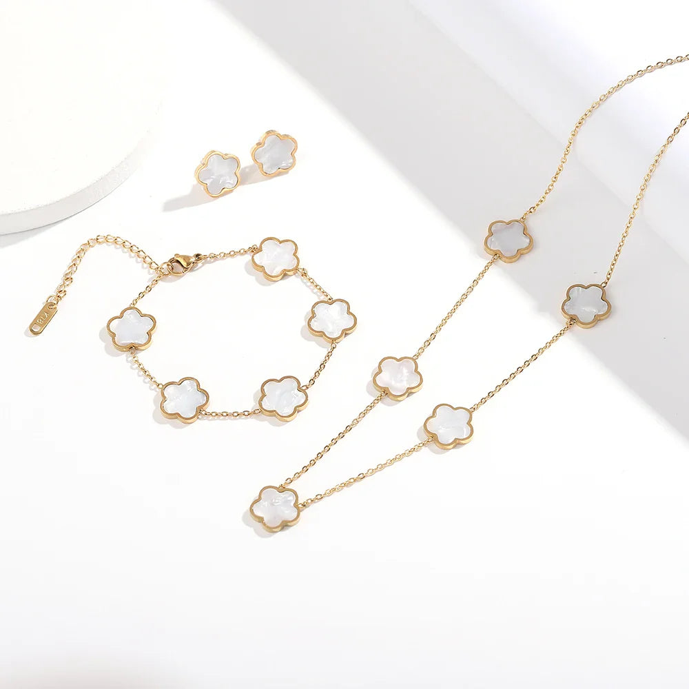 ALTERA 2023 High Quality Stainless Steel Luxury Five Leaf Flower Pendant Jewelry Set/3pcs for Women Clover Bracelet Jewelry Gift